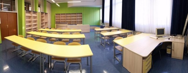 Pohištvo za specializirane učilnice srednjih šol 001