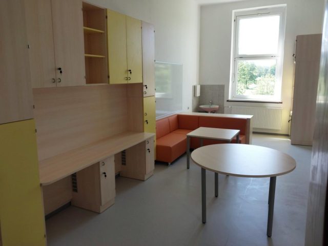 Bralni kotiček 010