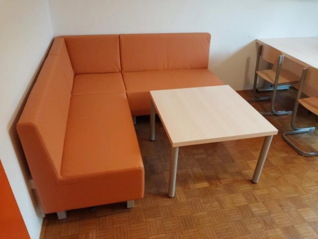 Mediacijski kotiček s separejem in mini sedežno v šoli